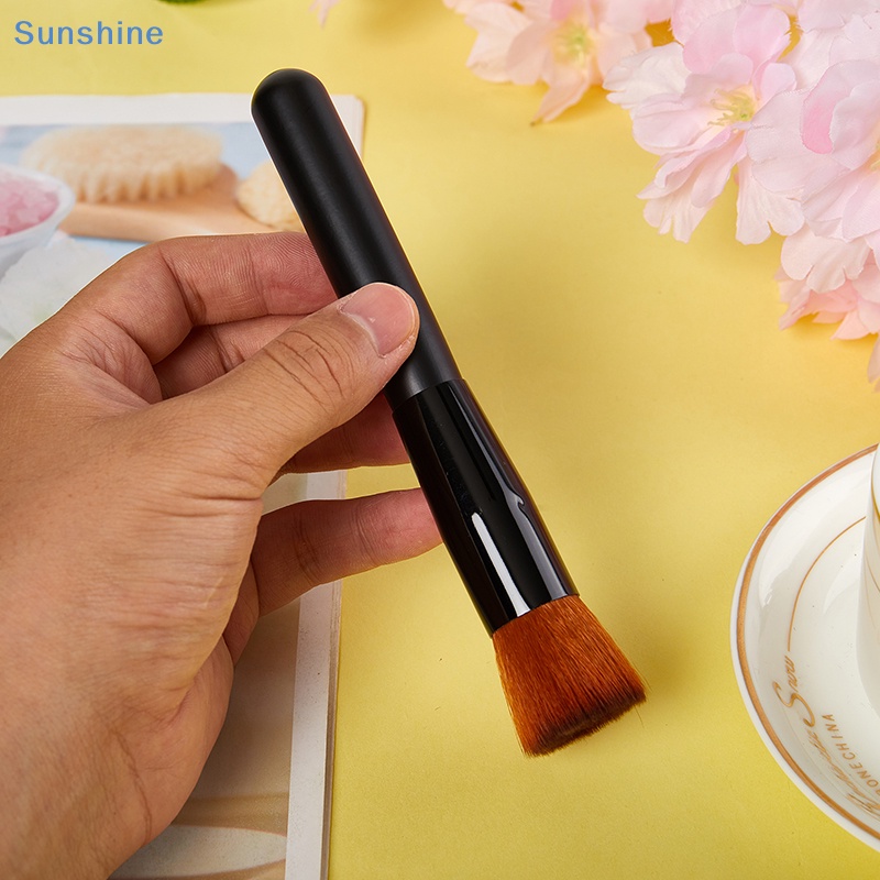 1 Cọ Trang Điểm Mặt Chuyên Nghiệp Tiện Dụng