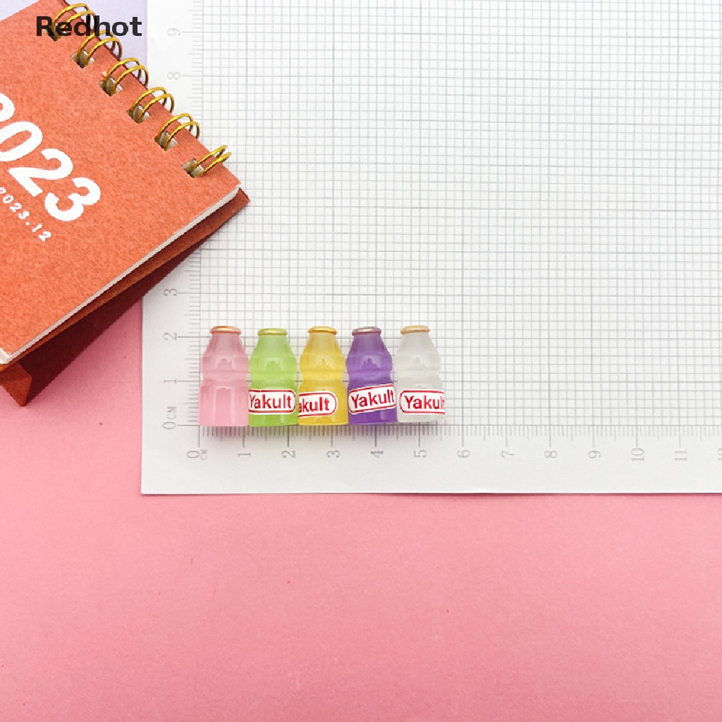 &lt; Redhot &gt; Bộ 2 Bình Nước Uống Yakult Mini Bằng Nhựa Resin Dạ Quang Gắn Bảng Điều Khiển Xe Hơi