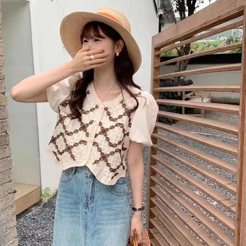 Áo Cardigan Dệt Kim Tay Phồng Ngắn Cổ Chữ V Dáng Rộng Cài Nút Thêu Họa Tiết Hình Học Dễ Thương Cho Nữ Cr