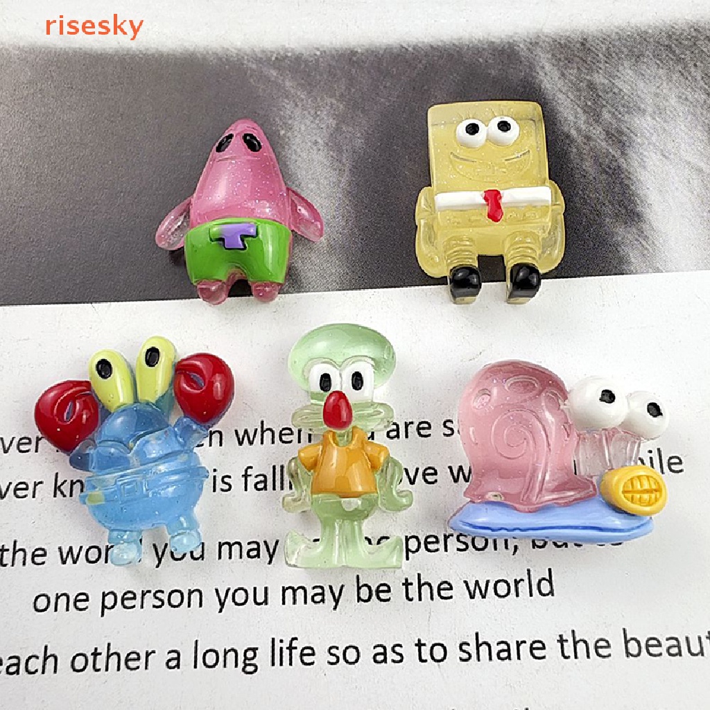 Bộ 2 Vòng cổ / Móc Khóa Mặt Hoạt Hình Bằng Nhựa Resin Phát Quang Vui Nhộn