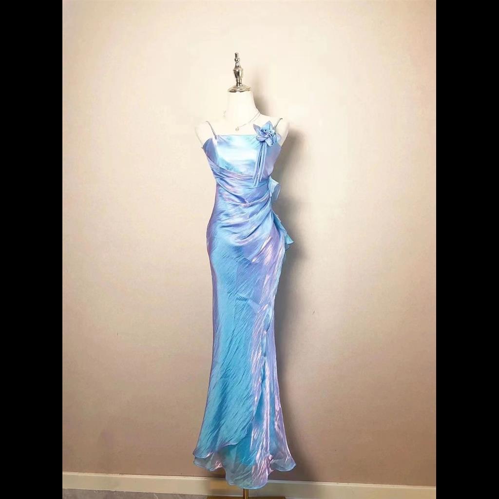 Đầm Hai Dây Dáng Ôm Họa Tiết Hoa Ba Chiều Phong Cách Cổ Điển Mới Cho Nữ