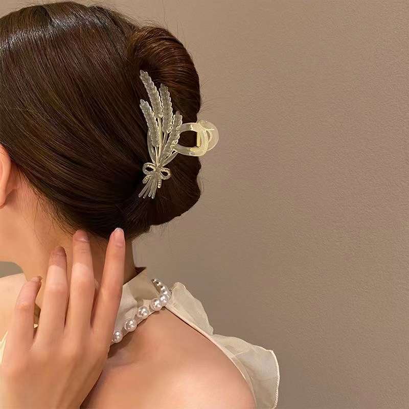 Kẹp Tóc Hình Cá Mập Bằng Acrylic 2023