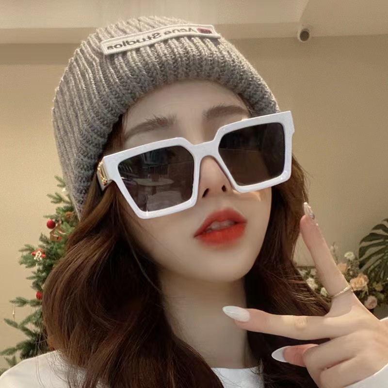 Kính Mát Gọng Vuông Lớn Phong Cách Âu Mỹ Mới