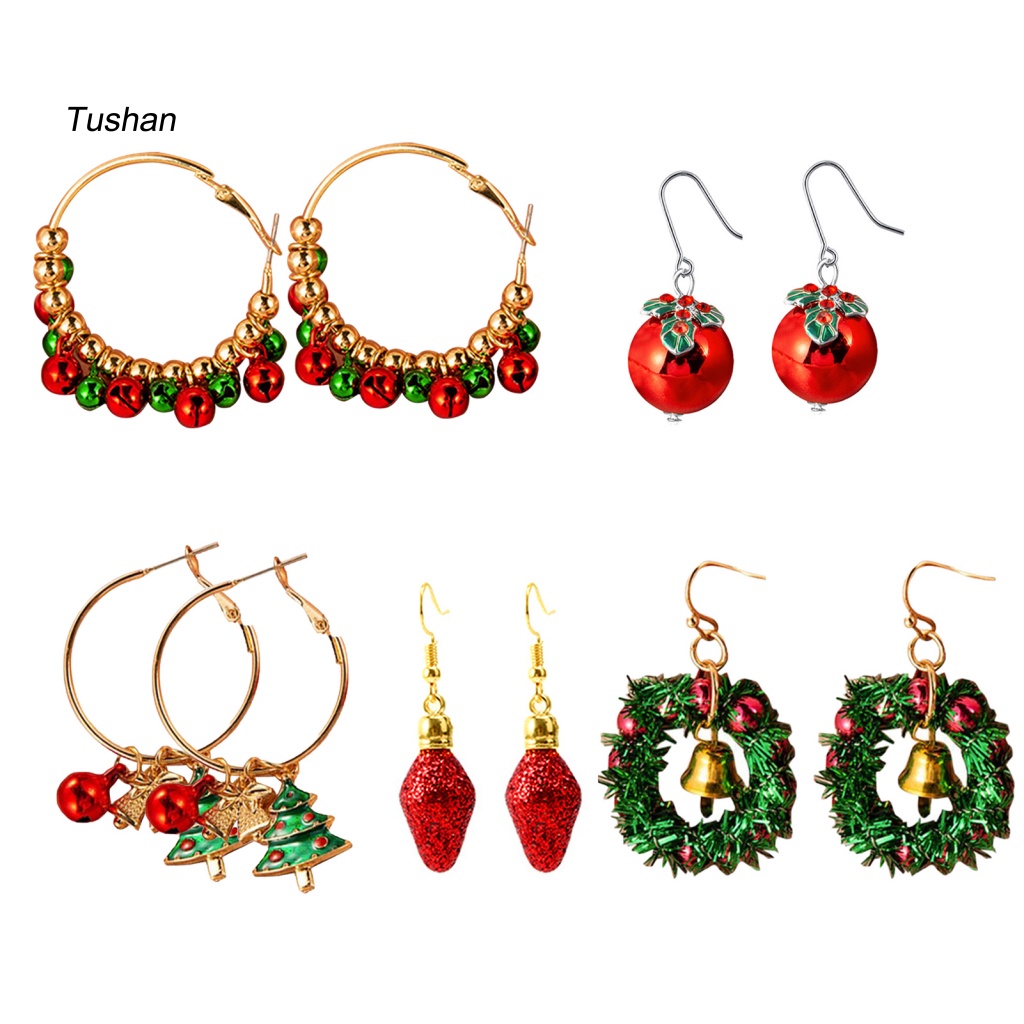 1 Đôi Bông Tai Hình Vòng Hoa Giáng Sinh Có Chuông Nhỏ Gọn Nhẹ Nhàng Cho Nữ