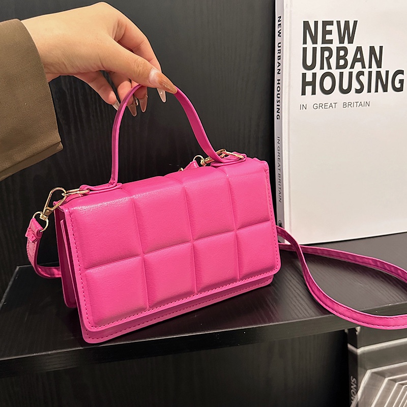 Túi Đeo Chéo Chần Bông Nhỏ Hình Vuông Đơn Giản Thời Trang Mùa Xuân 2023 Phong Cách Retro Mới