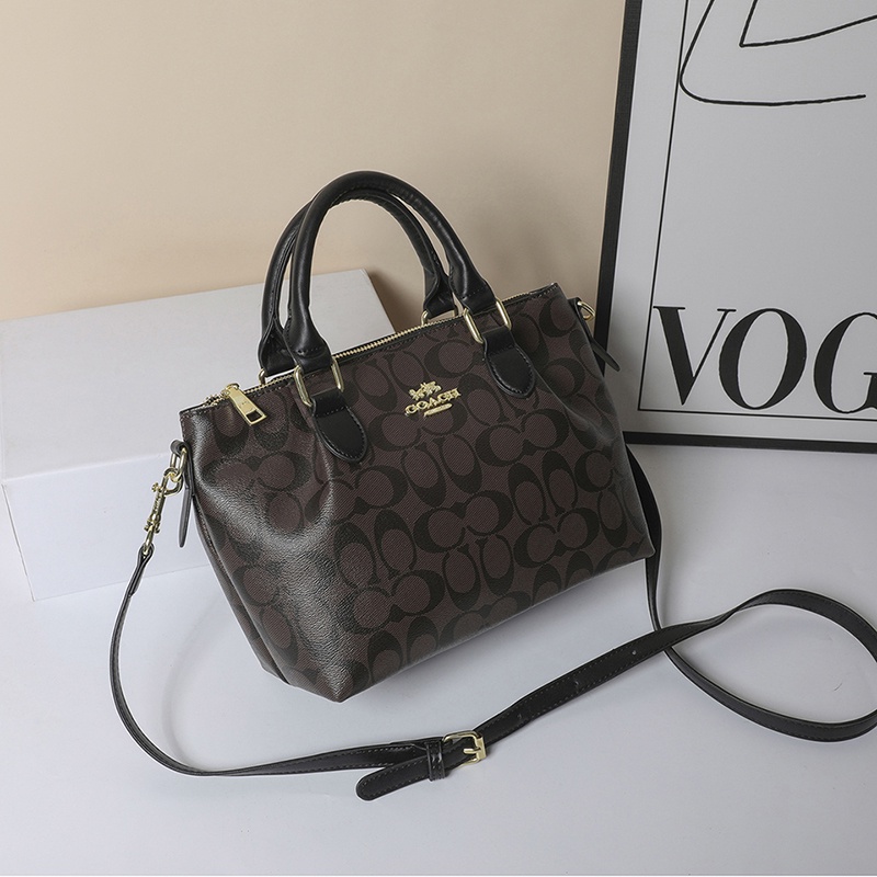 COACH6943 Gift Mobile Phone Bag Sling Bag Women Bags Retro Classic classic