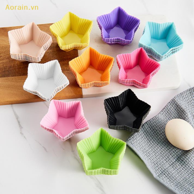 Bộ 4 Khuôn Làm Bánh Muffin Bằng Silicone Hình Vuông / Tròn / Trái Tim
