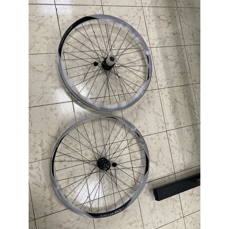 Bộ bánh xe đạp đùm cối nổ, vành Duroc 30 - 27.5 inch