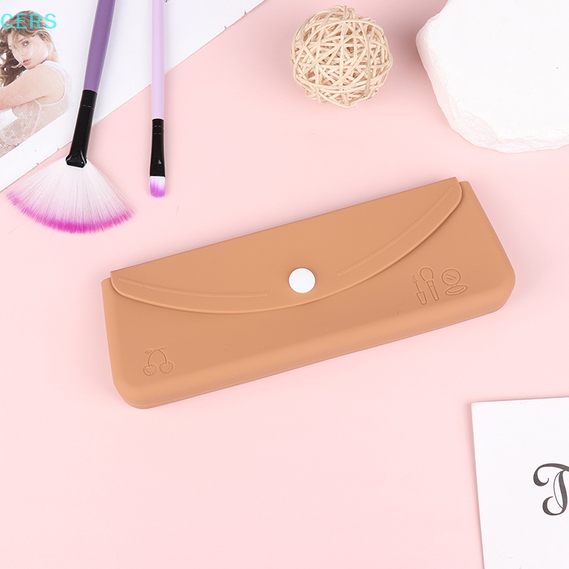 Hộp Đựng Cọ Trang Điểm Bằng Silicone Chống Nước Tiện Dụng