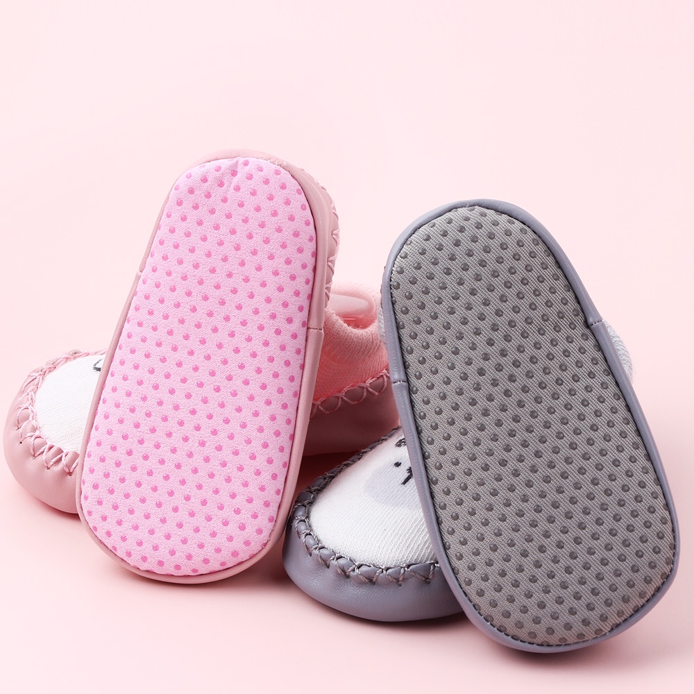 Giày Vớ Vải Cotton Đế Da Chống Trượt In Hoạt Hình Dễ Thương Cho Bé Sơ Sinh