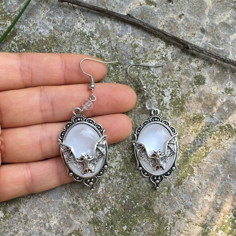Bông Tai Hình Dơi Đính Đá Đen Phong Cách Gothic Thời Trang Halloween