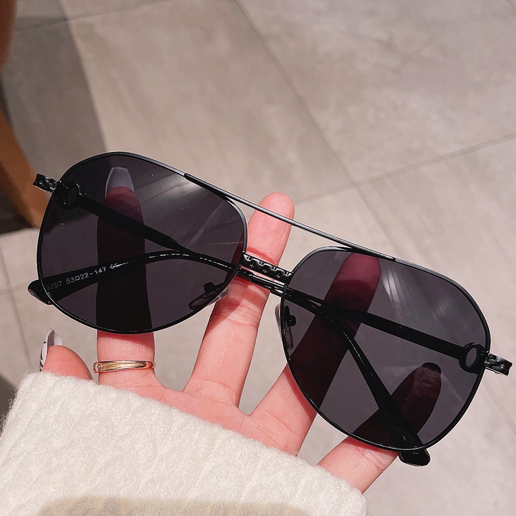 Kính Mát Bảo Vệ Chống Tia Cực Tím Phong Cách Mới Cho Cả Nam Và Nữ