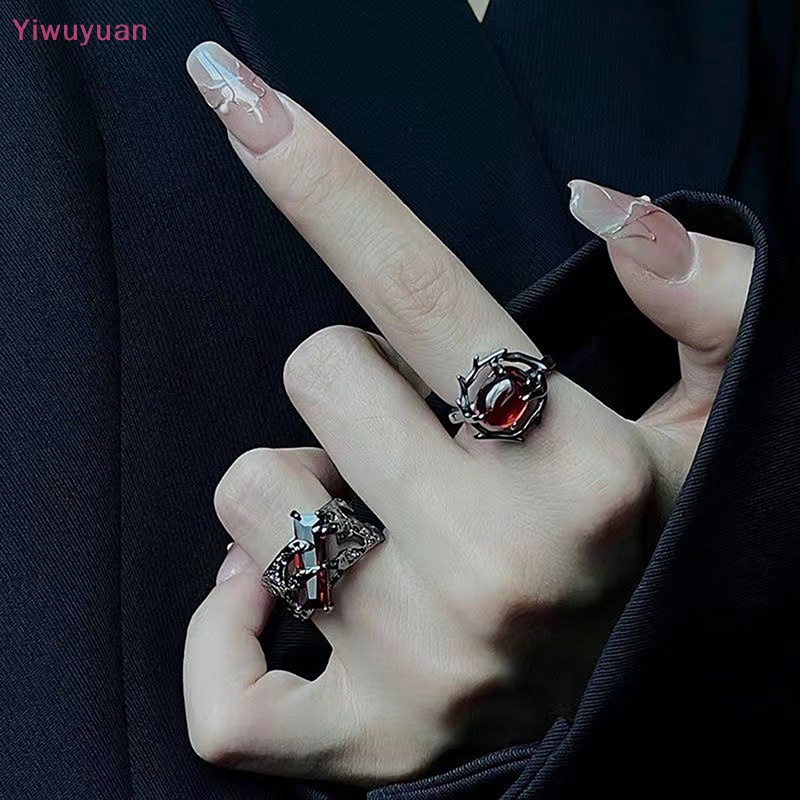 < Yiwuyuan > Nhẫn Đính Đá Zircon Đỏ Thiết Kế Chính Hãng Phong Cách Punk Hip Hop Mới Cho Cặp Đôi