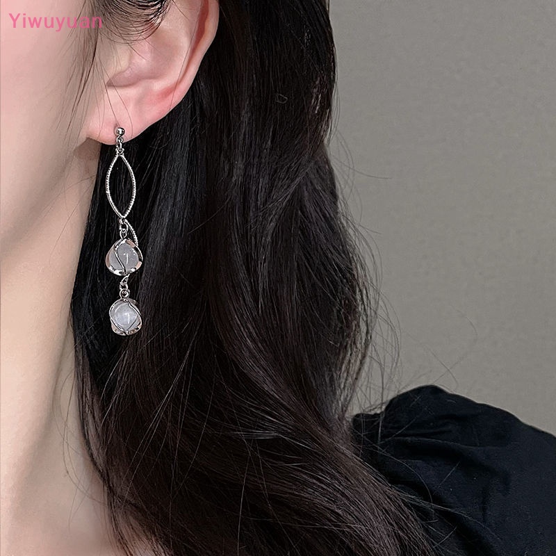 Khuyên Tai Nữ Dáng Dài Bằng Đồng Tổng Hợp Đính Đá Quý Thời Trang Mới