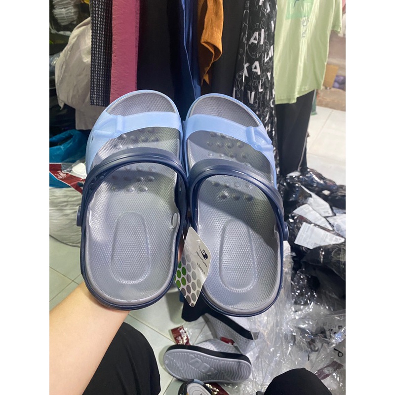 DÉP NHỰA QUAI NGANG NAM QUAI HAI MÀUE. MỀM size 40-44