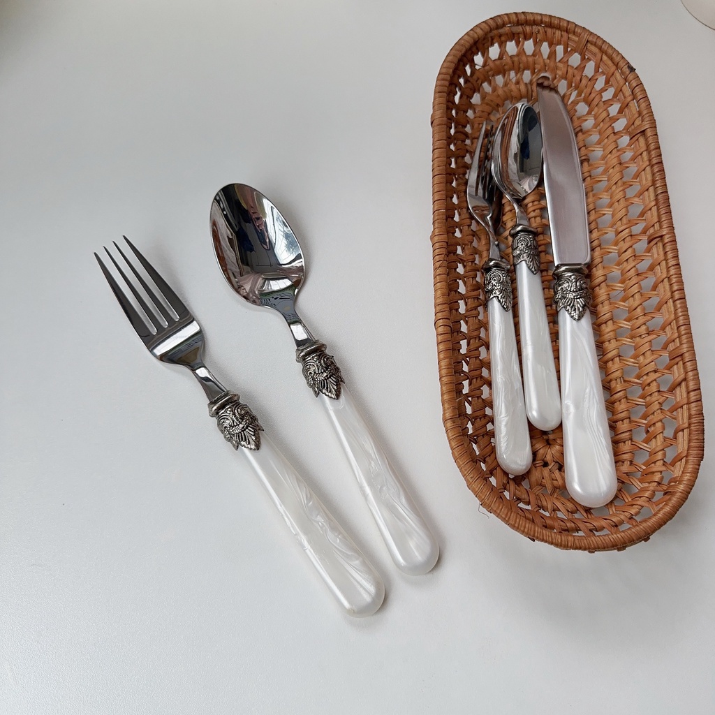 Hera retro bộ dao kéo bằng thép không gỉ muỗng nĩa bít tết dao bộ đồ ăn phong cách châu âu