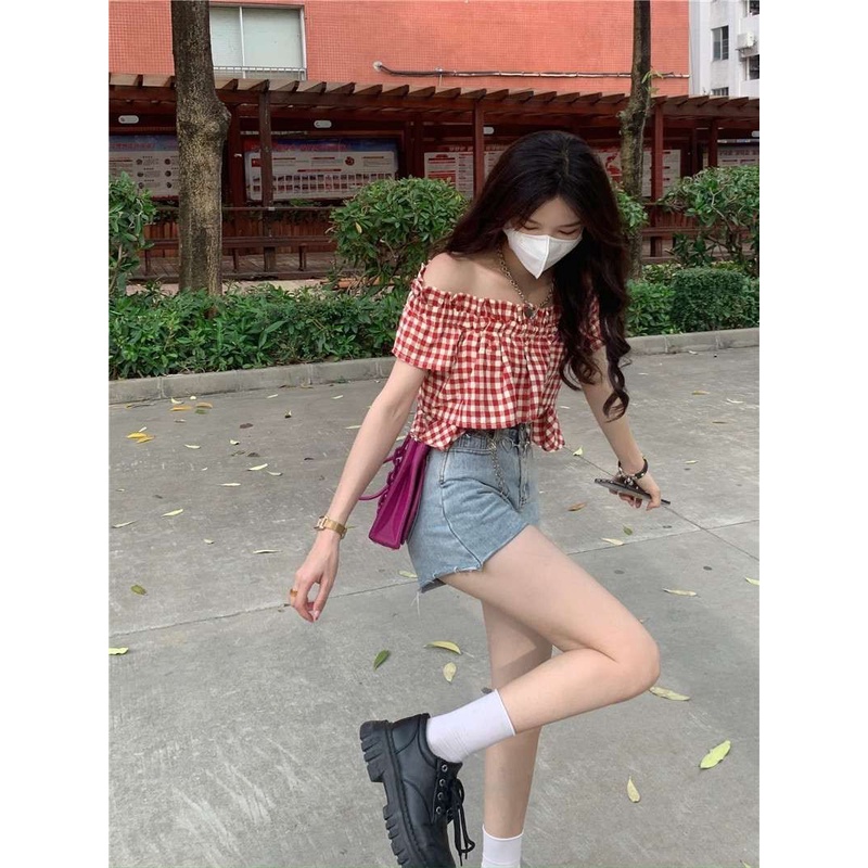 Áo Sơ Mi Trễ Vai Kẻ Sọc Caro Trẻ Trung Hợp Thời Trang Hè 2023 Cho Nữ