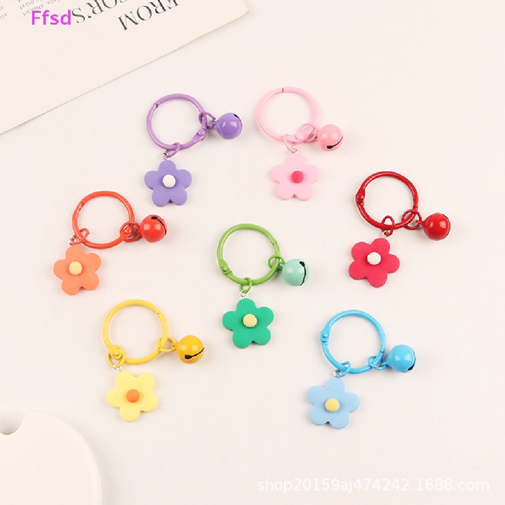 1 Móc Khóa Resin Thủ Công Hình Hoa Hoạt Hình Nhiều Màu Dễ Thương