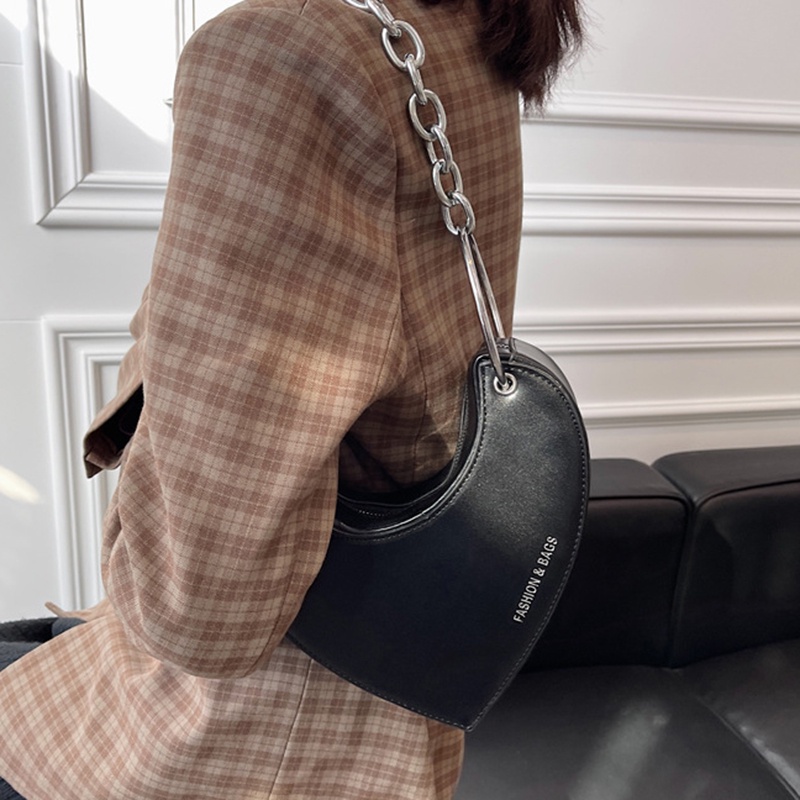 Ielgy Túi Đeo Vai Phối Dây Xích Trái Tim Phong Cách Hàn Quốc Chất Lượng Cao Cho Nữ