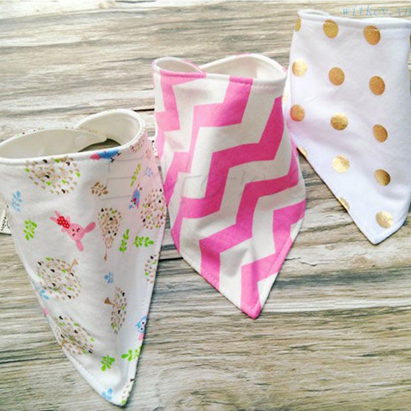 Set 3 Yếm Ăn Họa Tiết Tam Giác Dễ Thương Cho Bé