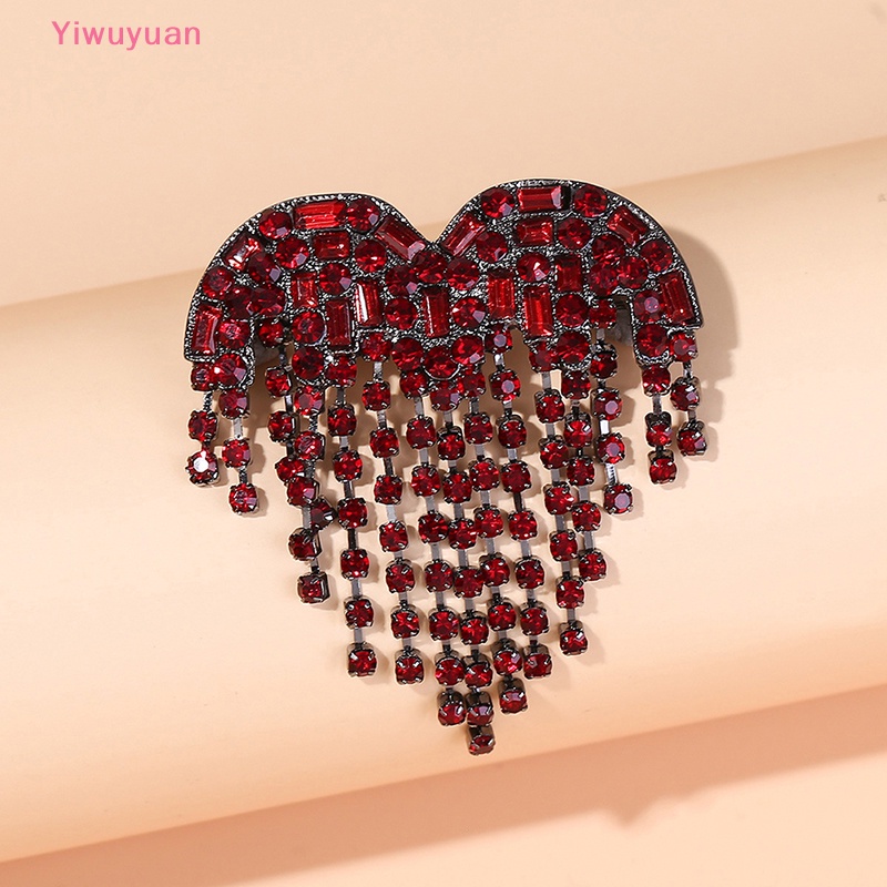 Ghim Cài Áo Hình Trái Tim Đính Đá Nhân Tạo Thời Trang