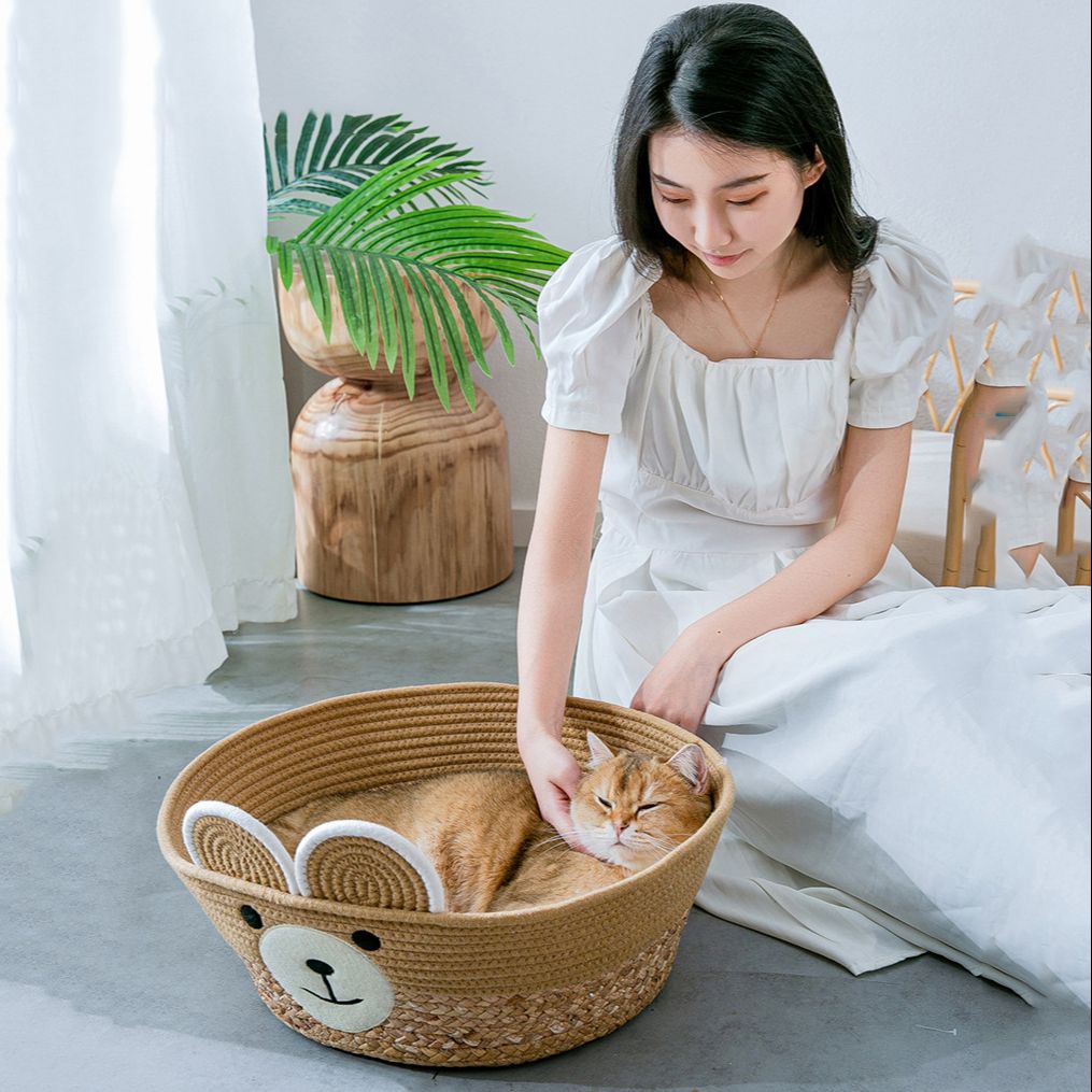 Ổ nằm cho mèo cói mây đan tay Handmade kèm thảm màu gấu nâu cực sịn tích hợp cào móng