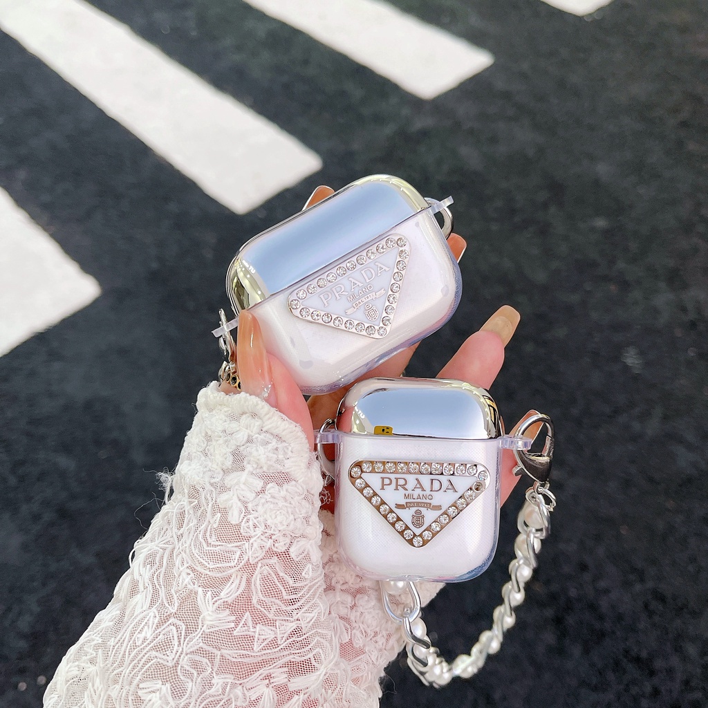 Vỏ Bảo Vệ Hộp Sạc Tai nghe không dây AirPods 1 2 3 Pro2 2022 Bằng tpu Mềm Trong Suốt Chống Sốc Hình Tam Giác Phối Dây Xích Bạc Thời Trang