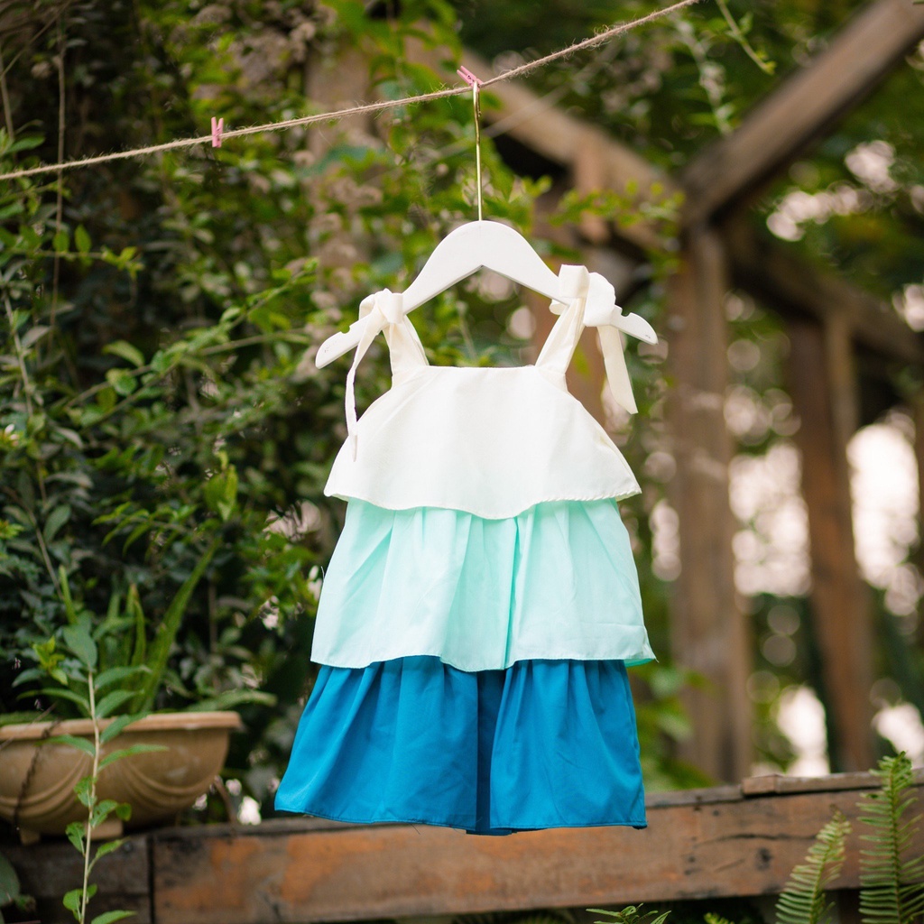 Váy maxxi 2 dây phối tùng thô lụa