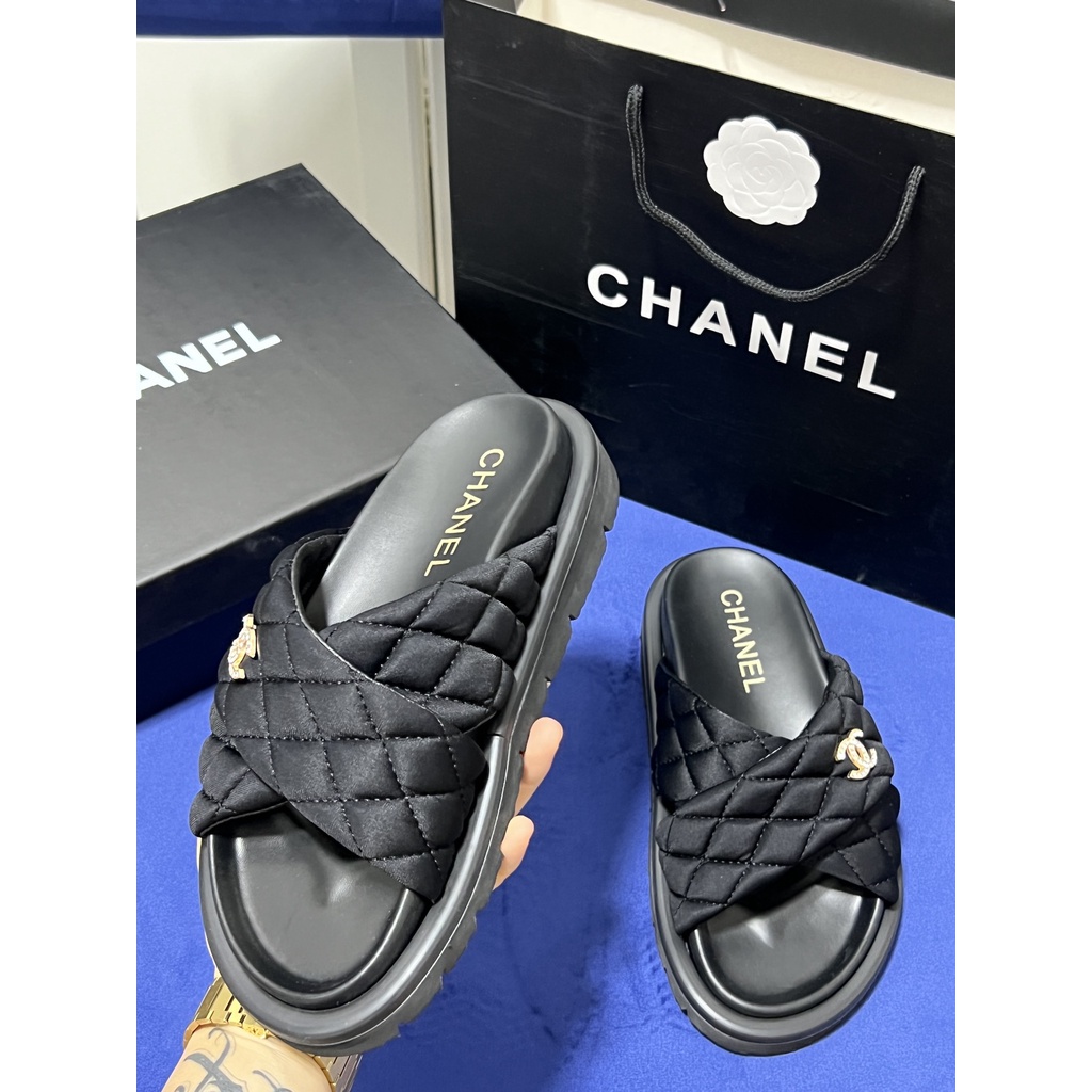 Xăng đan Da Thật Khóa Cài Chống Trượt Chống Mài Mòn Sáu Màu Tùy Chọn Có Kích Thước Lớn Cho Cặp Đôi