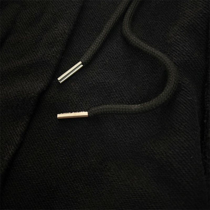 Quần Short Thêu Logo Cổ Điển Có Túi Sau Lưng Mới