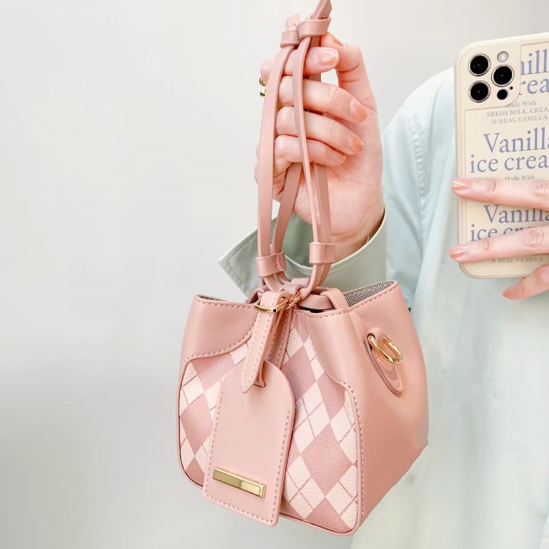 Túi Đeo Chéo Mini Màu Hồng Họa Tiết Hình Thoi Cao Cấp Thời Trang