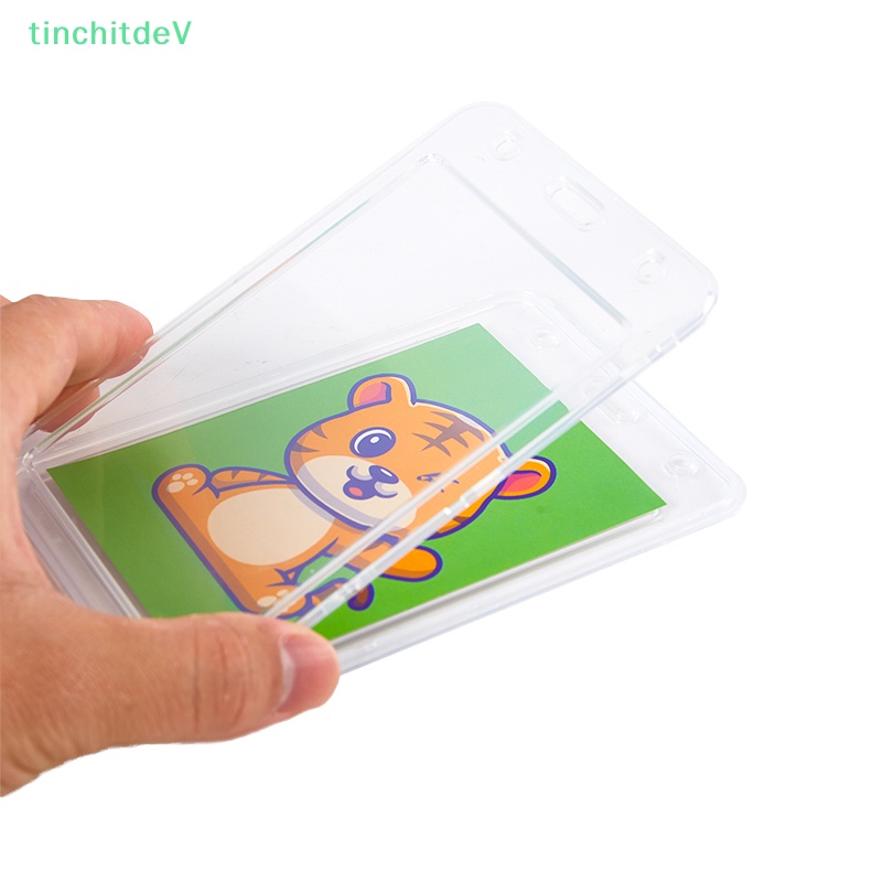 Set 1 Hộp Đựng Thẻ Tên Bằng Nhựa Trong Suốt Có Thể Thu Gọn Kèm Dây Đeo Tiện Dụng Cho Học Sinh