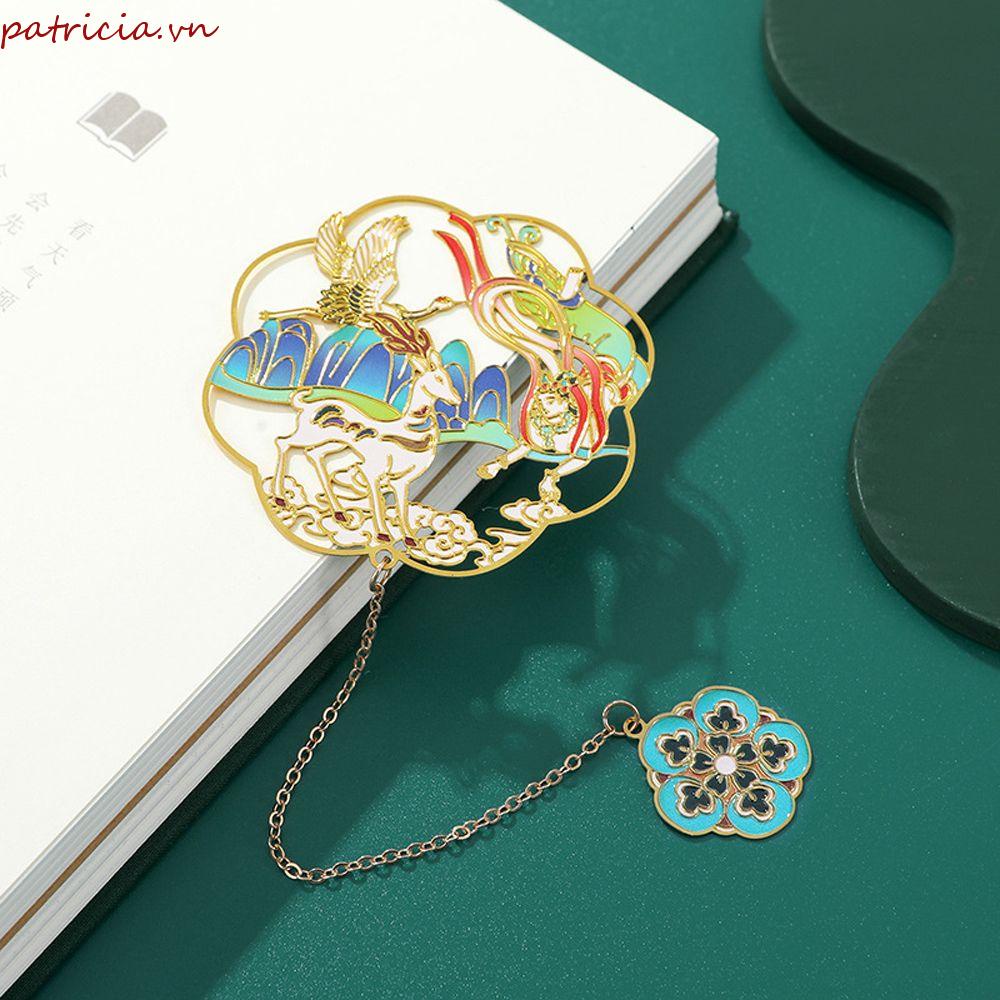 Kẹp Đánh Dấu Trang Sách Bằng Đồng Thau Hình Chim Công Phối Tua Rua Kiểu Trung Hoa Sang Trọng