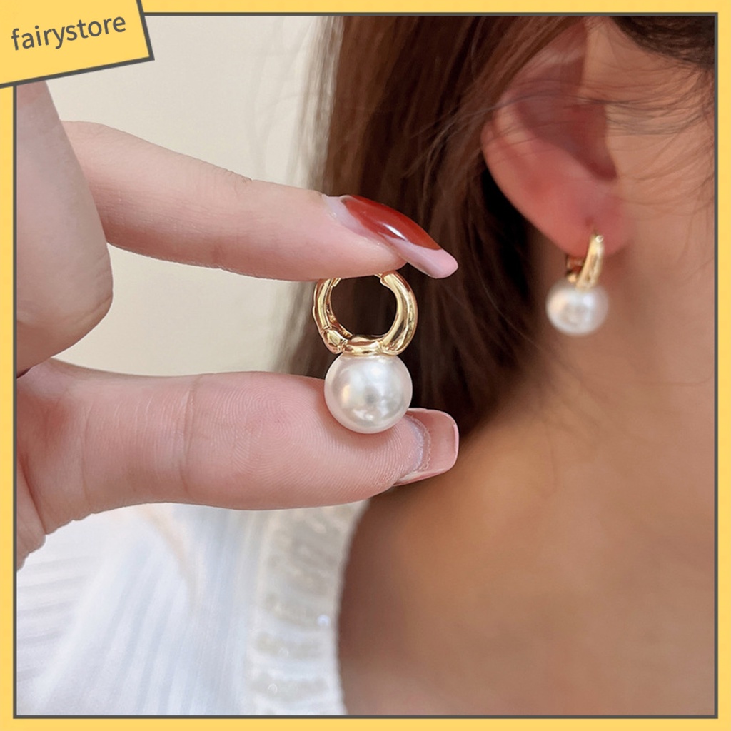 1 Đôi Bông Tai Hình Học Đính Ngọc Trai Nhân Tạo Phong Cách Hong Kong Thời Trang