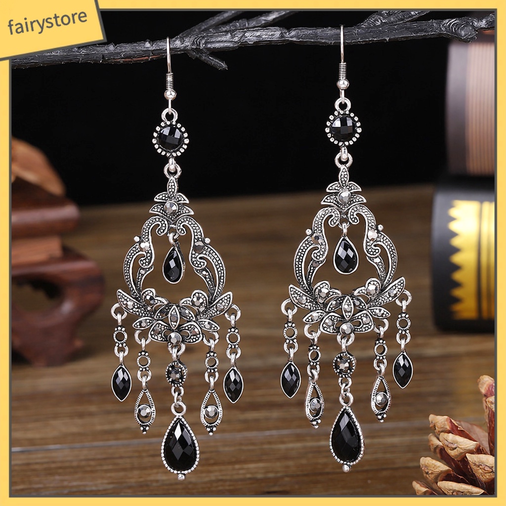 1 Đôi Bông Tai Hình Hoa Đính Pha Lê Giả Thiết Kế Đục Lỗ Phong Cách Cổ Điển Thời Trang