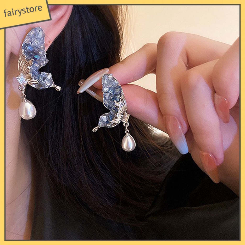 1 Đôi Bông Tai Hình Học Họa Tiết Bướm Đính Đá Sáng Bóng Sang Trọng