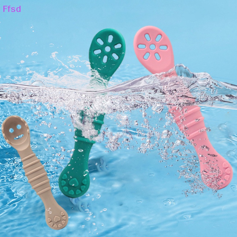 Bộ Muỗng Nĩa Bằng Silicon Mềm Tay Cầm Ngắn Tập Ăn Cho Bé