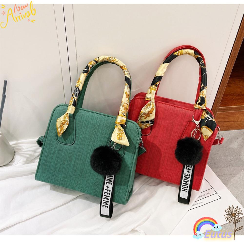 Túi Xách Đeo Chéo Cỡ Lớn Phối Cục Bông Thời Trang Cá Tính