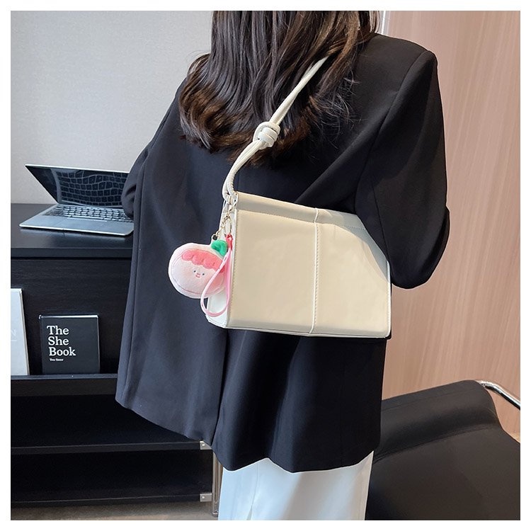 Túi Xách Đeo Vai Cao Cấp Phong Cách Thời Trang Mới