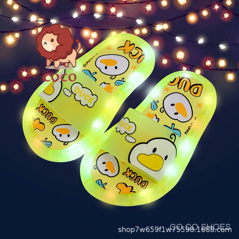 Dép Sandal Dạ Quang In Họa Tiết Hoạt Hình Dễ Thương Thời Trang Mùa Hè Cho Bé Trai / Gái
