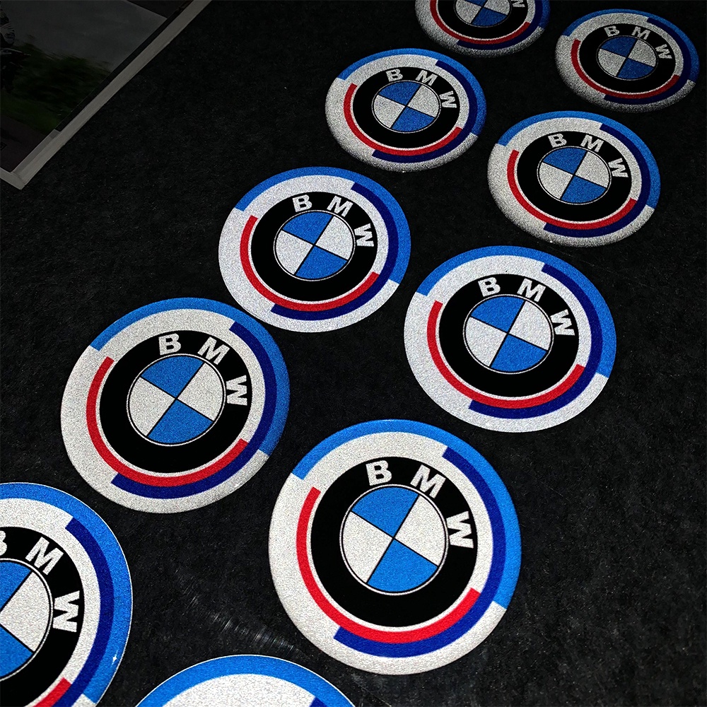 Set 2 Miếng Dán Logo 3D Phản Quang Cho Xe Mô Tô BMW