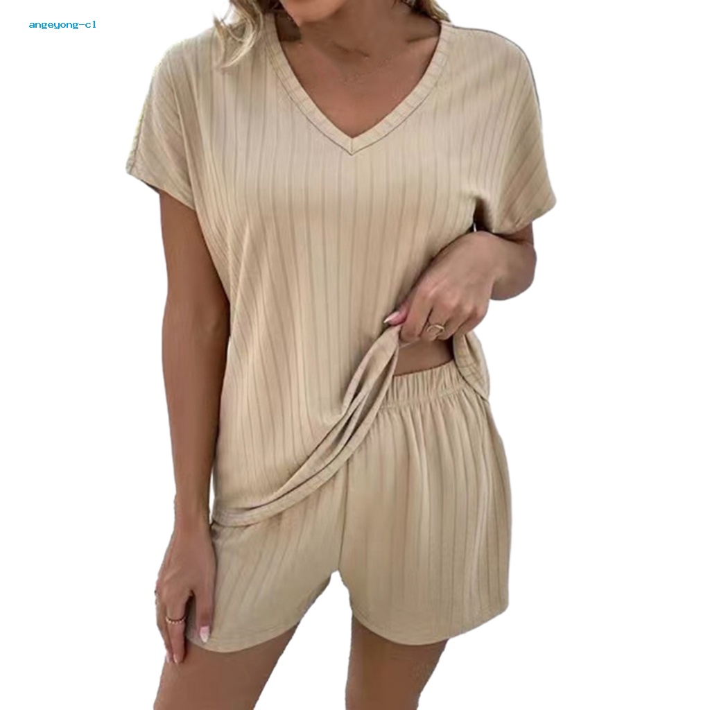 Bộ Đồ Ngủ 2 Món Áo Tay Ngắn Cổ Chữ V Phối Quần Short Lưng Thun Dáng Rộng Thời Trang Cho Bạn Gái