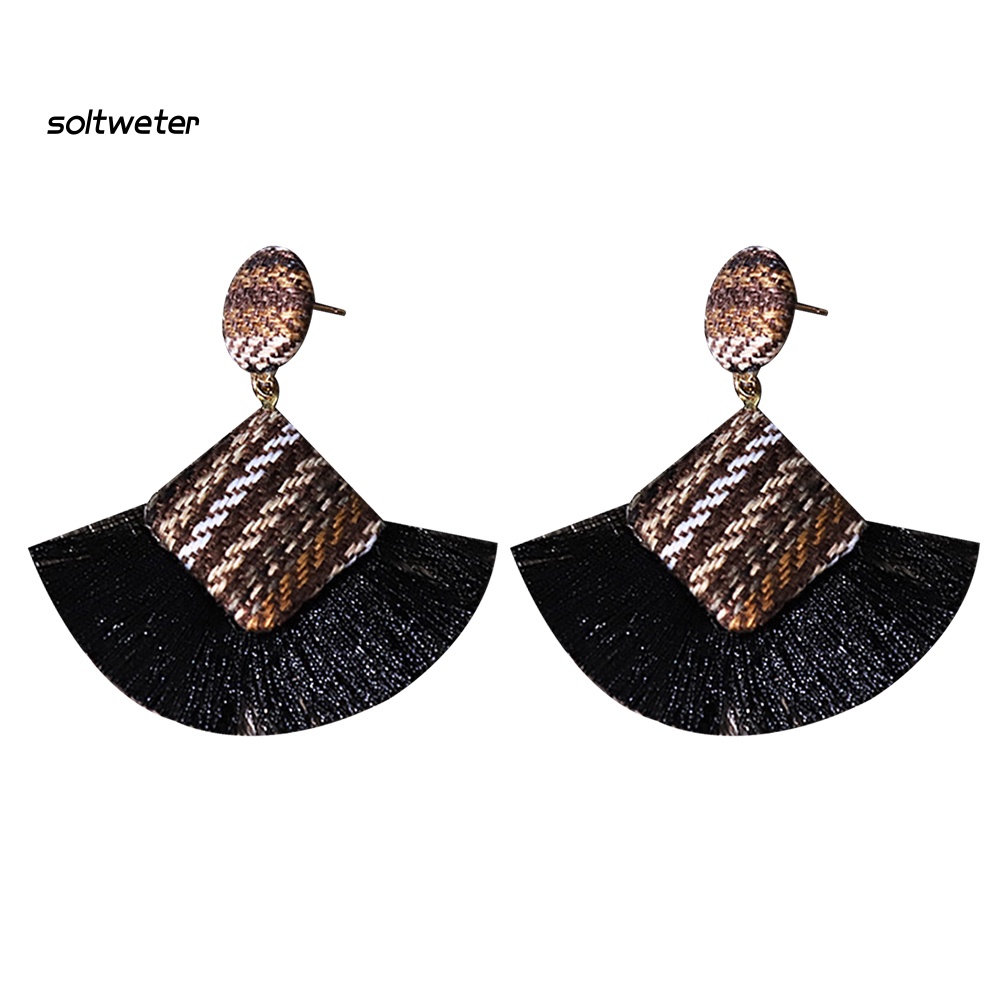 Khuyên Tai Tua Rua Hình Thoi Phong Cách Retro