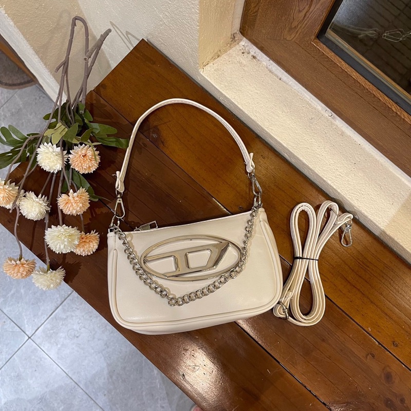 Túi nữ đeo chéo đeo vai mác D phối xích bạc da nhăn mẫu mới 2023