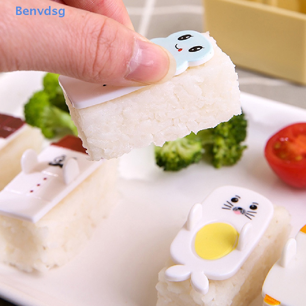 1 Set Khuôn Làm Sushi Chống Dính Hình Khối Nhỏ Kèm Muỗng Tiện Dụng DIY