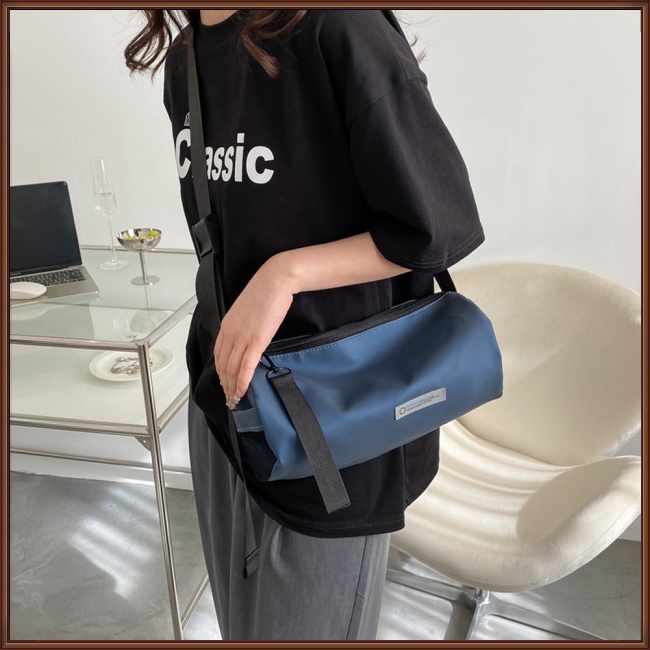 Túi Đeo Chéo Vai Bằng Nylon Thời Trang Sành Điệu Cho Nữ