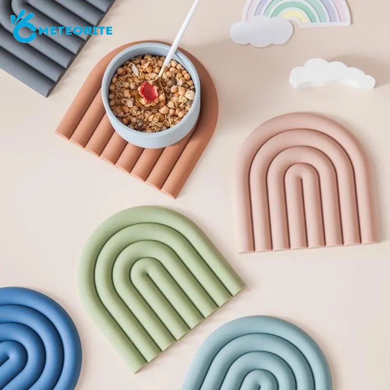 Miếng Lót Ly Bằng Silicone Cách Nhiệt Đa Năng Tiện Dụng Cho Nhà Bếp