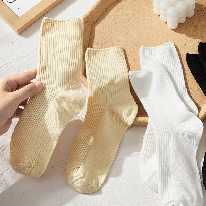 Đôi Vớ Bằng Cotton Mềm Thoáng Khí Màu Trơn Thời Trang Đơn Giản