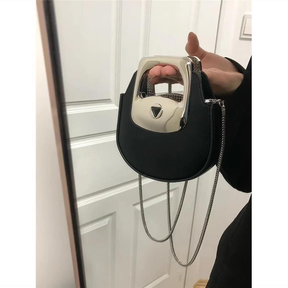 Túi xách nữ Đeo chéo tote mini Dây Xích Thời Trang Xuân Hè Mới 2023 FT7388