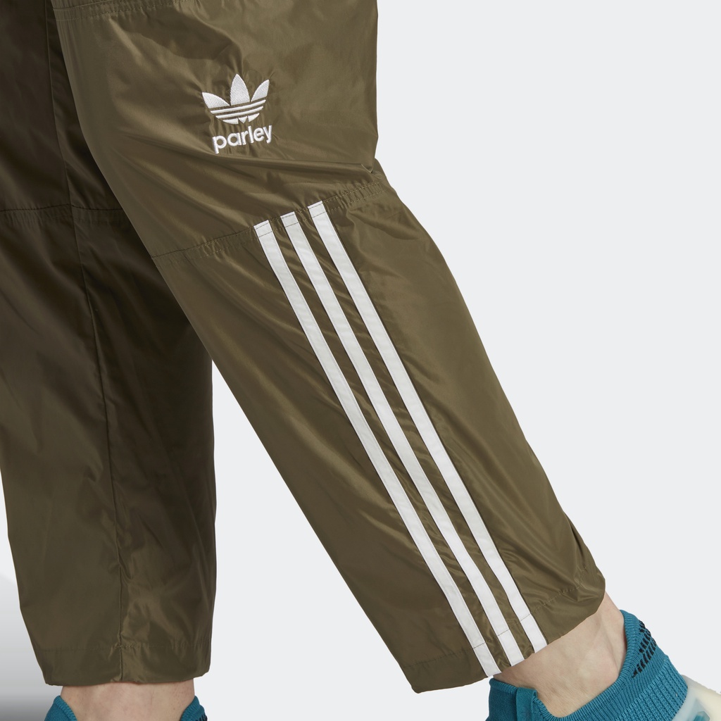 Adidas Phong cách sống Quần Track Pant Parley Adicolor Nam màu xanh lá HS2088